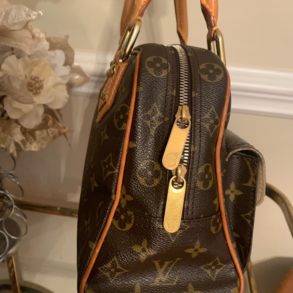 Monogram Manhattan Handbag - Picture 8 of 13